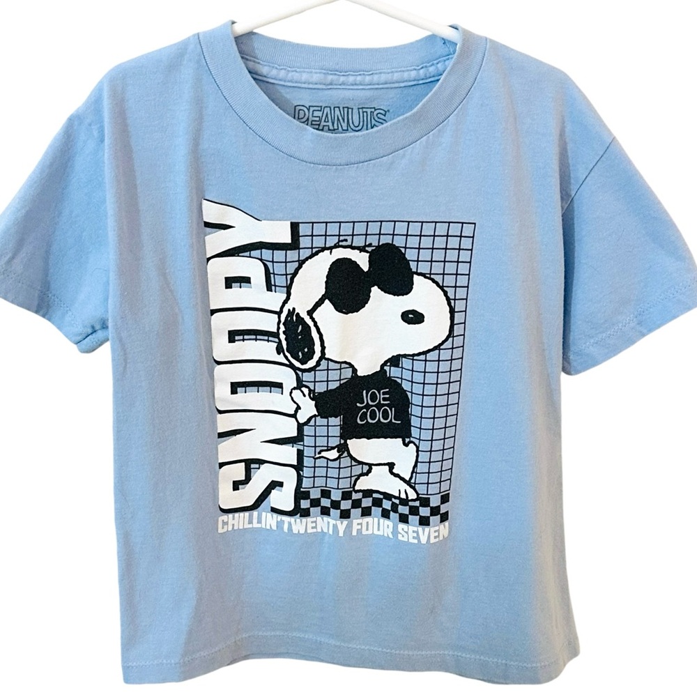 Peanuts Boy's Blue Snoopy "Chillin' 24/7" Graphic T-Shirt 100% Cotton - Size 6